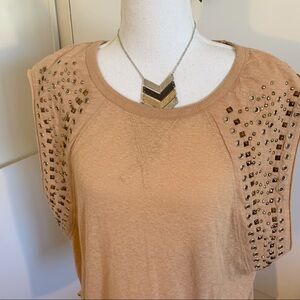 We The Free Women’s Embellished Cotton Top! Banded bottom!